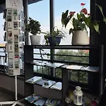 Lake Como Hostel *
