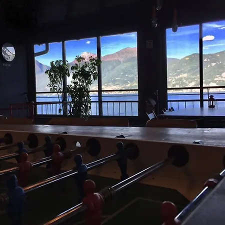 אכסניה Lake Como Hostel *