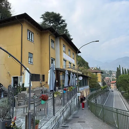 Lake Como Hostel * Менаджо