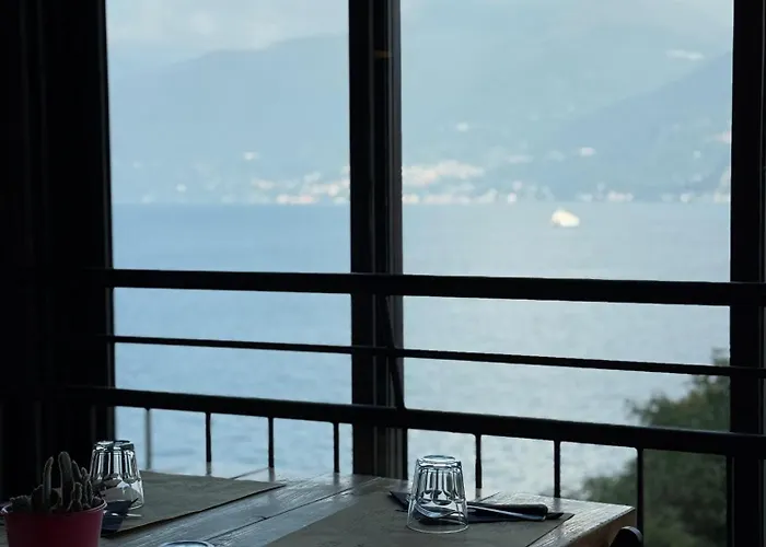 Lake Como Hostel Hostel