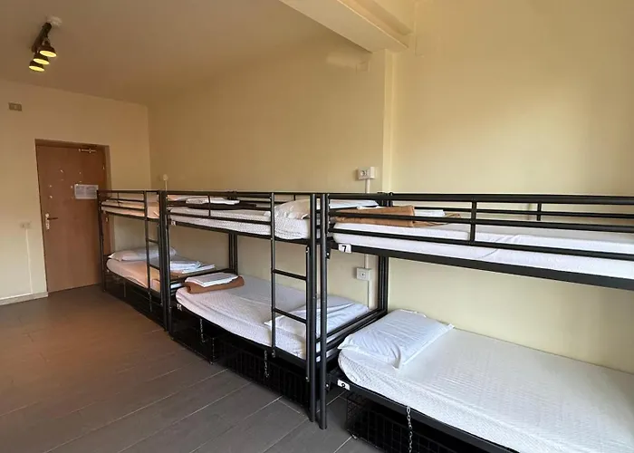 Hostel Lake Como Hostel *