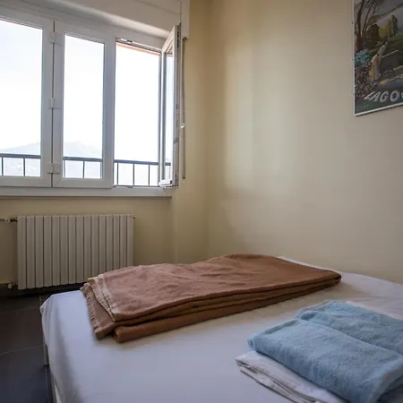 Vandrerhjem Lake Como Hostel