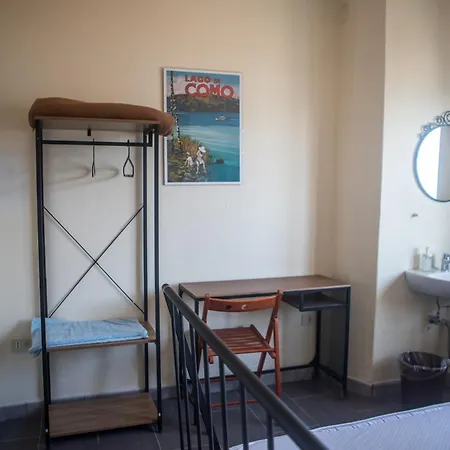 Vandrerhjem Lake Como Hostel Menaggio
