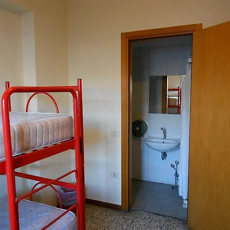 Lake Como Hostel