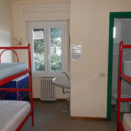 Vandrarhem Lake Como Hostel Menaggio