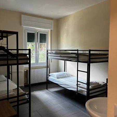 Lake Como Hostel Vandrarhem