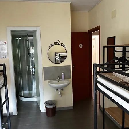 Lake Como Hostel Vandrarhem Menaggio