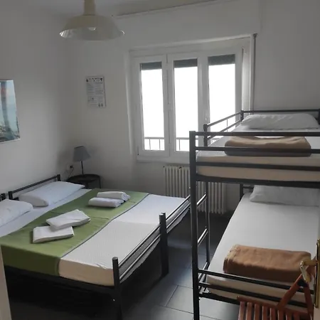 Vandrarhem Lake Como Hostel Menaggio