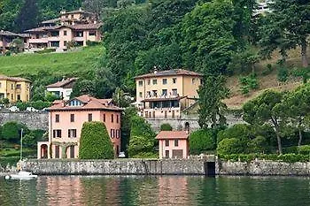 Lake Como Hostel *