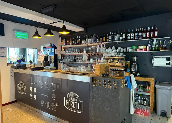 Lake Como Hostel * Менаджо