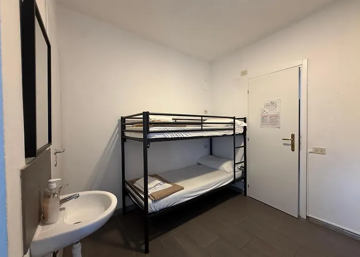 Хостел Lake Como Hostel Менаджо