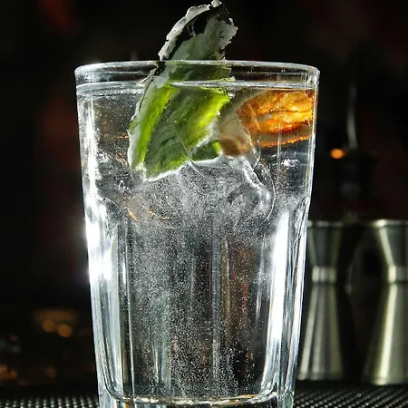 Lake Como Hostel * Menaggio